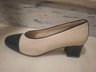 Zapatos bicolor Talla 35