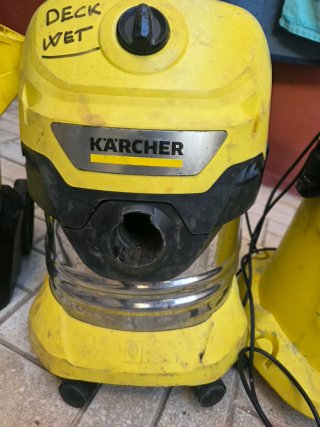 3 Aspiradoras Kärcher + 1 Hidrolimpiadora