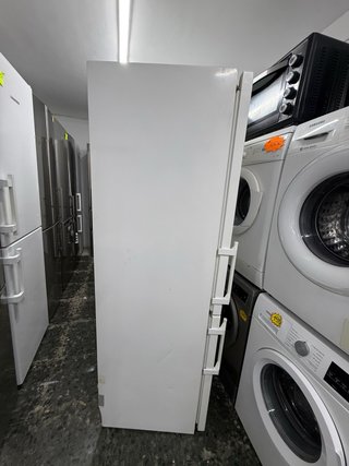 Nevera Liebherr Blanca