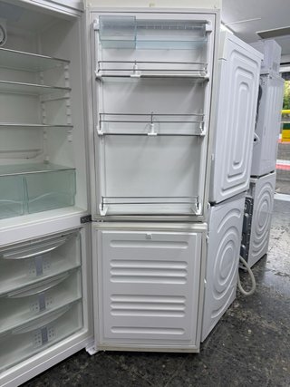 Nevera Liebherr Blanca