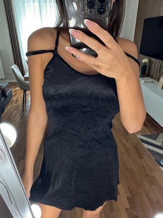 Vestito nero con brillantini