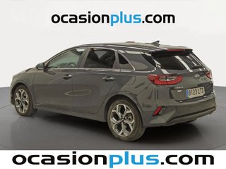 Kia Ceed 1.6 MHEV Tech DCT 100 kW (136 CV)