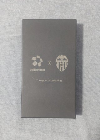 Carta Collectibol x Valencia CF Hugo Duro 3/3.
