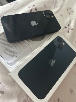 iPhone 13 Negro/Azul Marino
