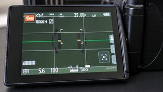 Panasonic Lumix GH4 4K + 14-42 + 4 baterías