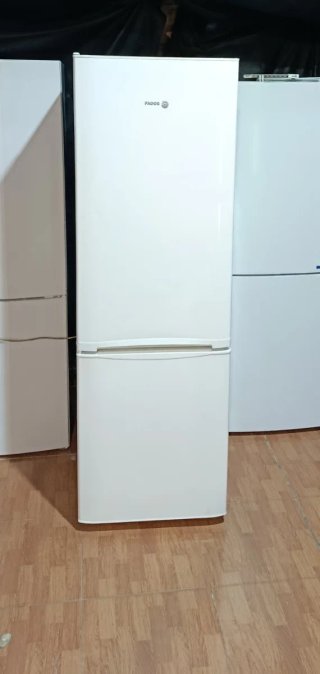 Frigorífico Fagor 185cm x 60cm