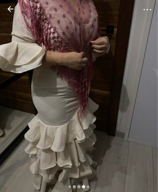 Vestido Flamenco Blanco con Volantes