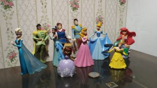 Lote Figuras Disney Princesas y Príncipes