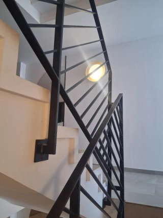 Herreria, Rejas, barandas, escaleras, soportes.