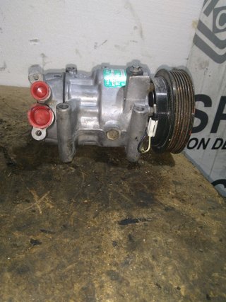 COMPRESOR AIRE ACONDICIONADO Renault