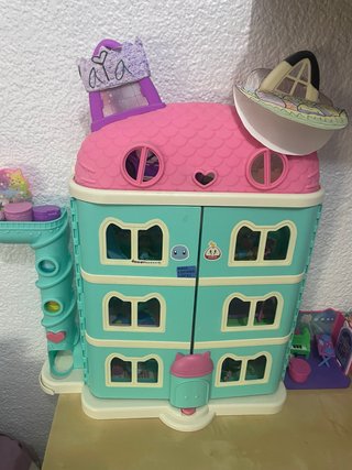 Casa de muñecas Gaby con accesorios