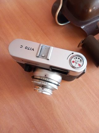 Cámara Voigtlander Vintage Negra y Marrón