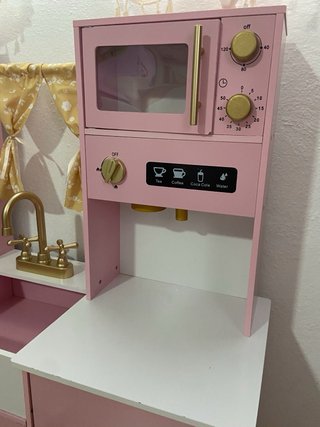 Cocinita de madera infantil rosa