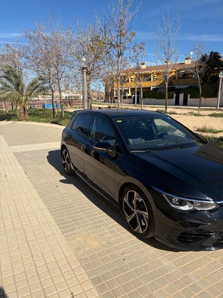 Volkswagen Golf 2021