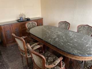 Mesa de comedor ovalada con 6 sillas