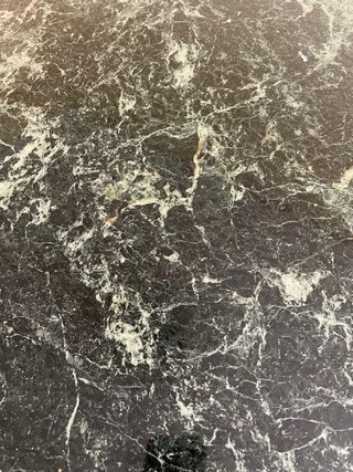 Mesa de comedor ovalada con 6 sillas
