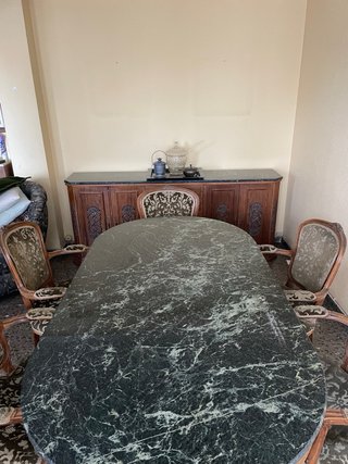 Mesa de comedor ovalada con 6 sillas