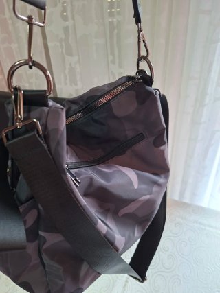 Bolso Camuflaje Negro y Gris