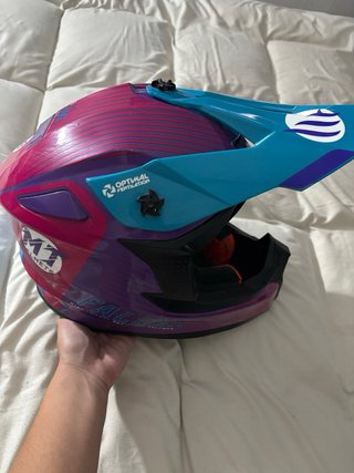 Casco Motocross MT Helmets Falcon