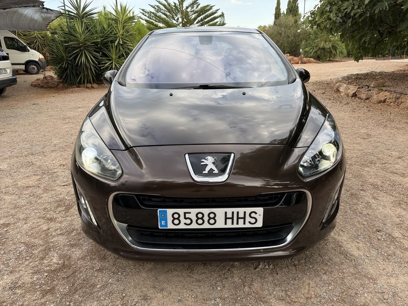 Peugeot 308 1.6 HDI Premium FAP 2011, foto 16