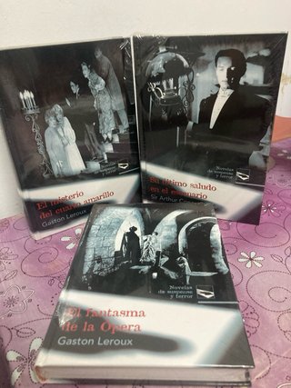 Fantasma Ópera + Cuarto Amarillo + Libros