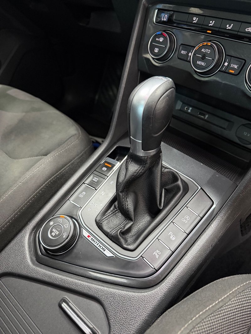 Volkswagen Tiguan 2017, foto 17