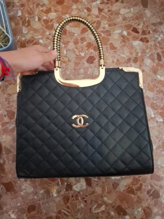 Bolso Negro Chanel Dorado