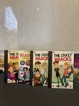Lote de libros The Crazy Haacks +Elashow