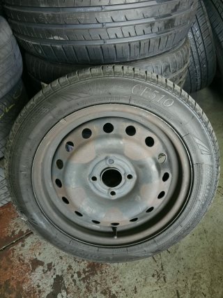 Llanta 185/55R15 con Rin 100x4