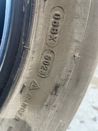 2 Neumático 215/65 R16