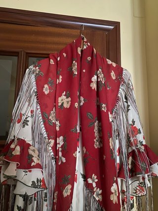 Vestido Flamenca Blanco y Rojo Flores