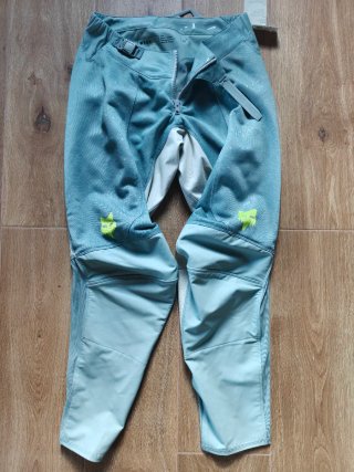 Pantalón Fox Airline Aviation Gris T.32