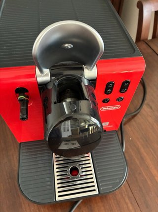 Macchina da caffè espresso DeLonghi Lattissima a cialde
