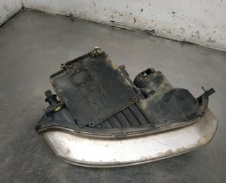 Faro izq alfa romeo 427382 60620135 156 (116) 1.6