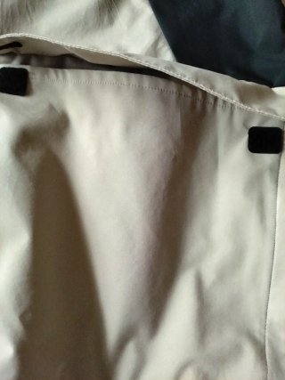 Parka hombre beige y negra