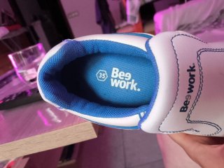 Zapato de trabajo blanco y azul Talla 35