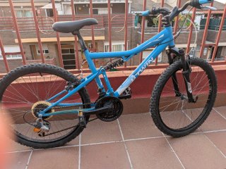 Bicicleta B-Twin 26 Azul