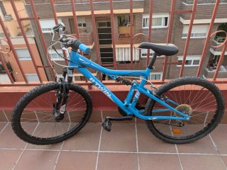 Bicicleta B-Twin 26 Azul