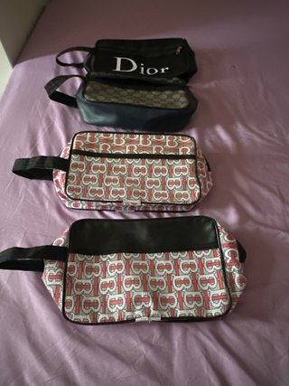 Neceser Dior y otros