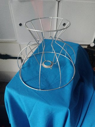 Estructura de lámpara de alambre