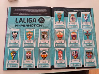 Álbum LaLiga Este 24-25 Panini.536 cromos+72 repe