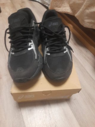 Zapatillas Asics Negras