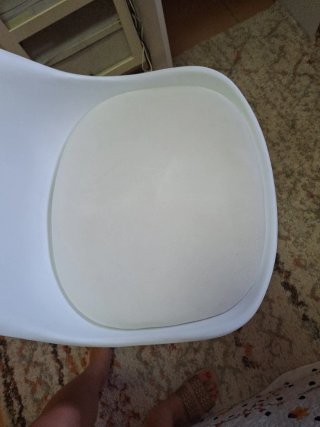 Silla de escritorio moderna blanca y plateada