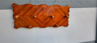 Perchero de madera vintage