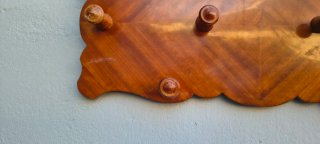 Perchero de madera vintage
