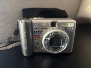 Canon PowerShot A70 Cámara Digital