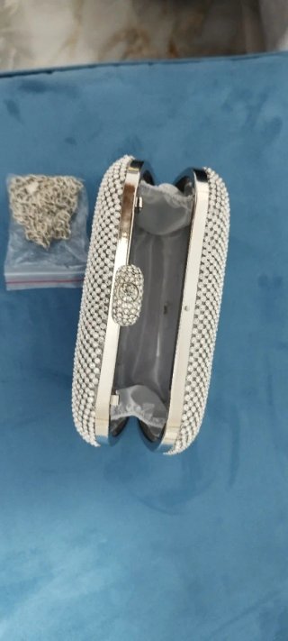 Pochette donna con strass nuova.