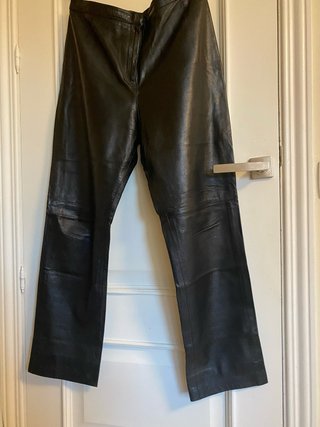 Pantalón de piel marrón
