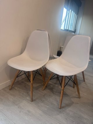 Juego de 4 sillas de comedor blancas