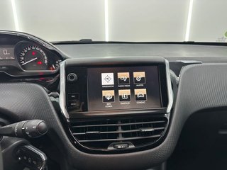 Peugeot 2008 Style 1.2L PureTech 81KW (110CV) S&S ÚNICO PROPIETARIO